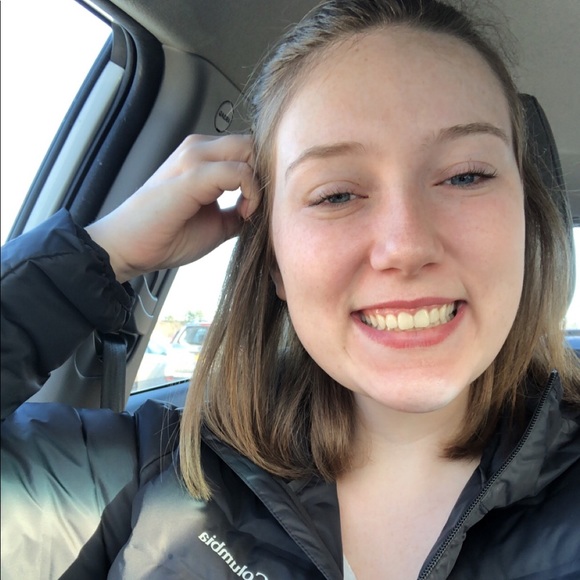 Meet your Posher, Marissa - Picture 1 of 1